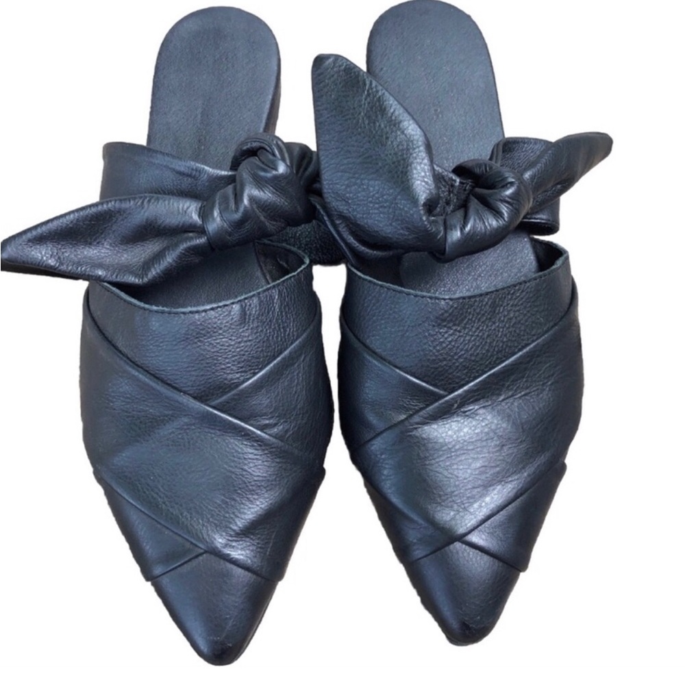 Anthropologie Black Leather Mules with Bow. Size 38.